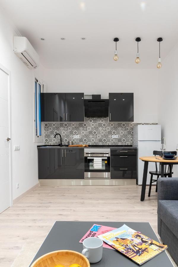 Cozy Studio Apartment 5 Min From Camp Nou Barcelona Luaran gambar