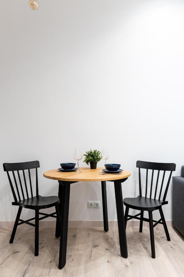 Cozy Studio Apartment 5 Min From Camp Nou Barcelona Luaran gambar