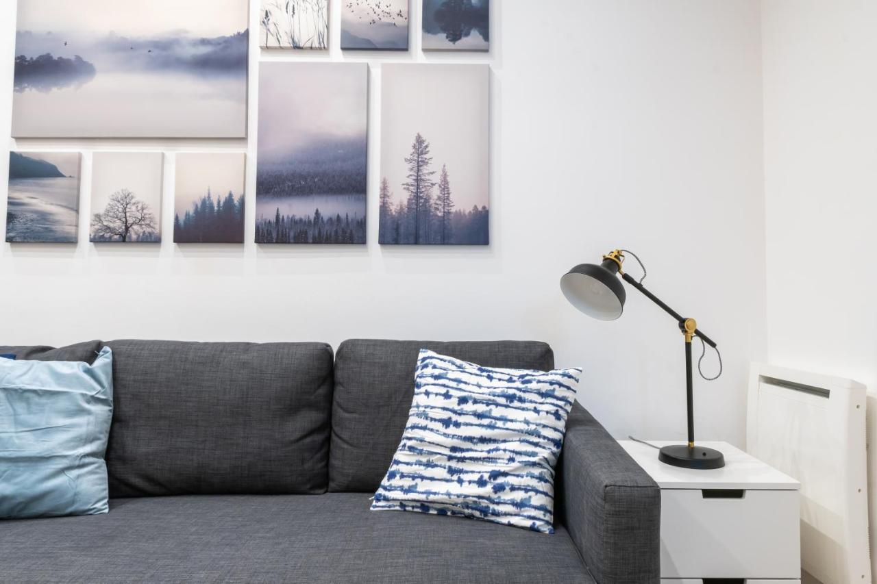 Cozy Studio Apartment 5 Min From Camp Nou Barcelona Luaran gambar