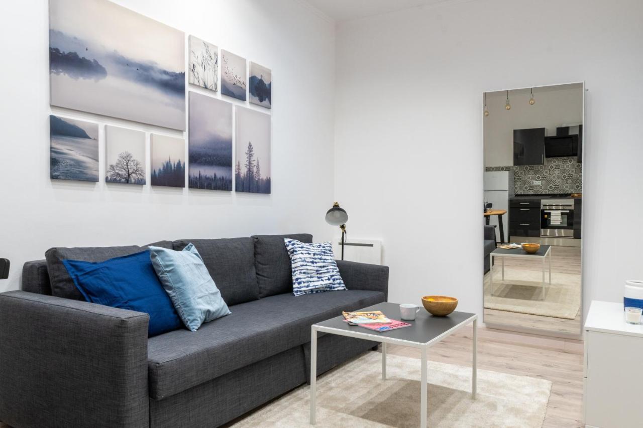 Cozy Studio Apartment 5 Min From Camp Nou Barcelona Luaran gambar