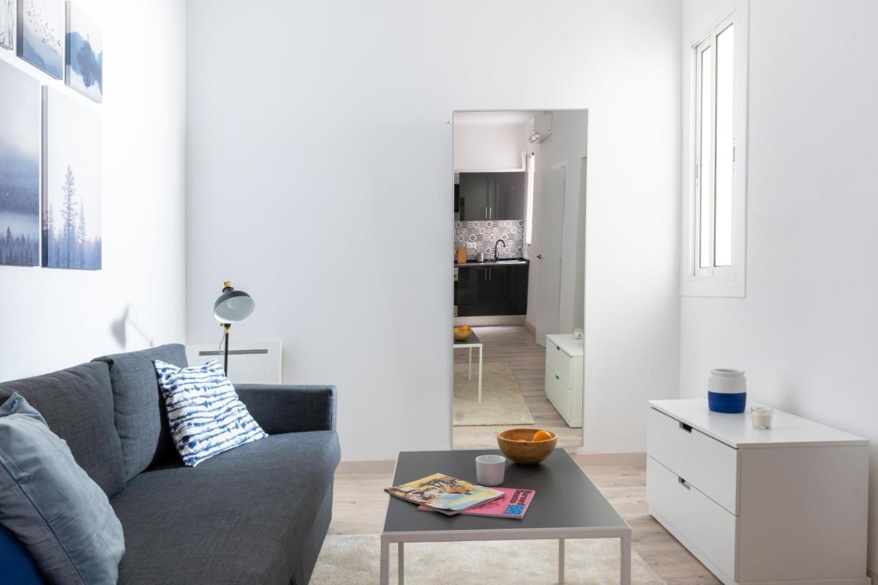 Cozy Studio Apartment 5 Min From Camp Nou Barcelona Luaran gambar